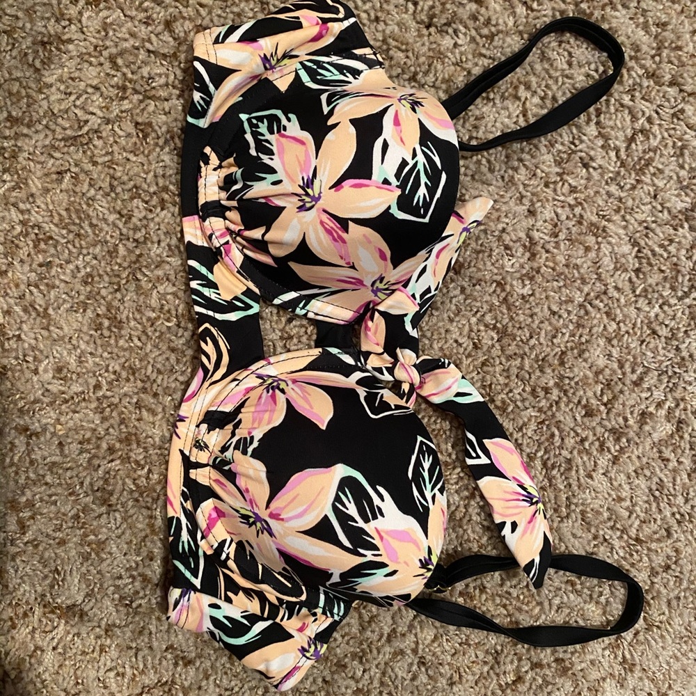 Bathing suit top